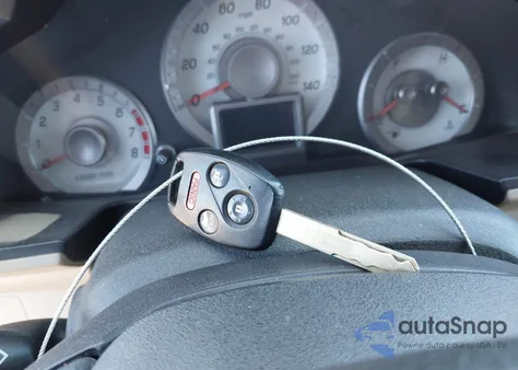 2015 Honda Pilot Touring from USA, damaged, VIN 5FNYF4H90FB049916